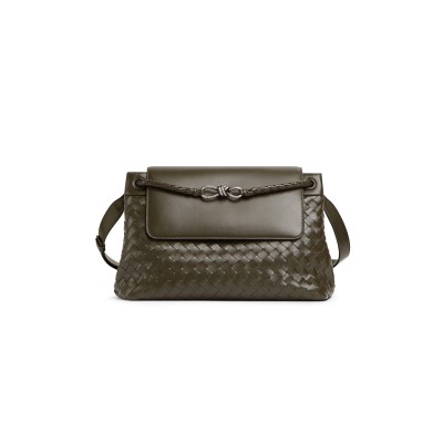 BOTTEGA VENETA MEDIUM ANDIAMO MESSENGER 807715V2HLD3388 (37*26*13cm)
